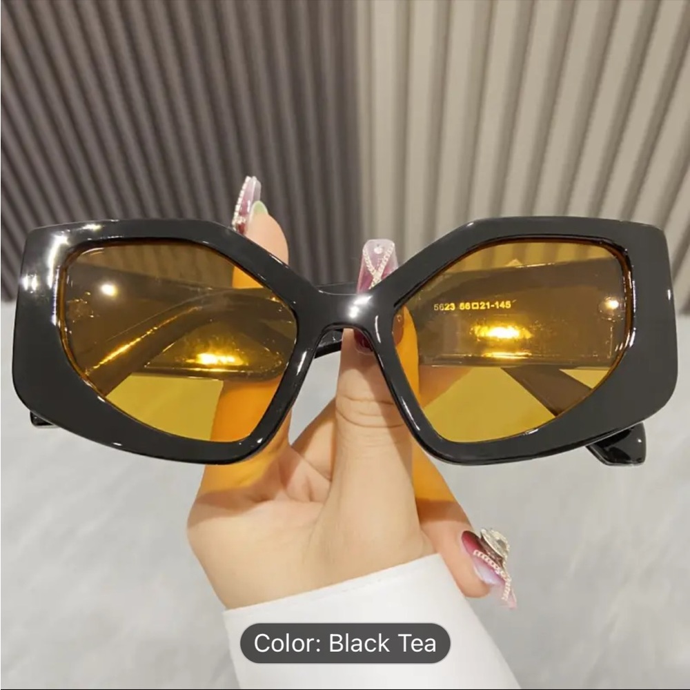 🆕 Trendy Oversized Cat Eye Sunglasses Y2K Creative Unique Design‼️ MOD SQUAD ‼️ - Picture 5 of 16